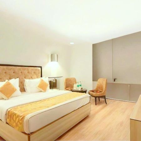 Hotel Almora Inn - Near By Delhi International Airport - With Free Airport Pickup And Drop New Delhi Bagian luar foto