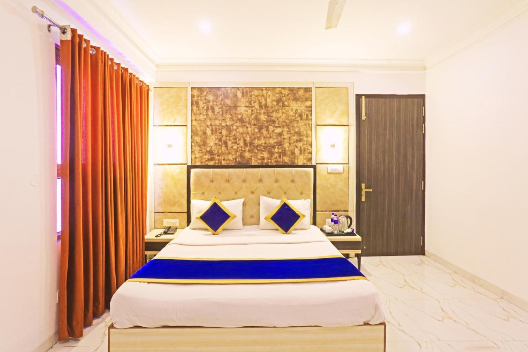 Hotel Almora Inn - Near By Delhi International Airport - With Free Airport Pickup And Drop New Delhi Bagian luar foto