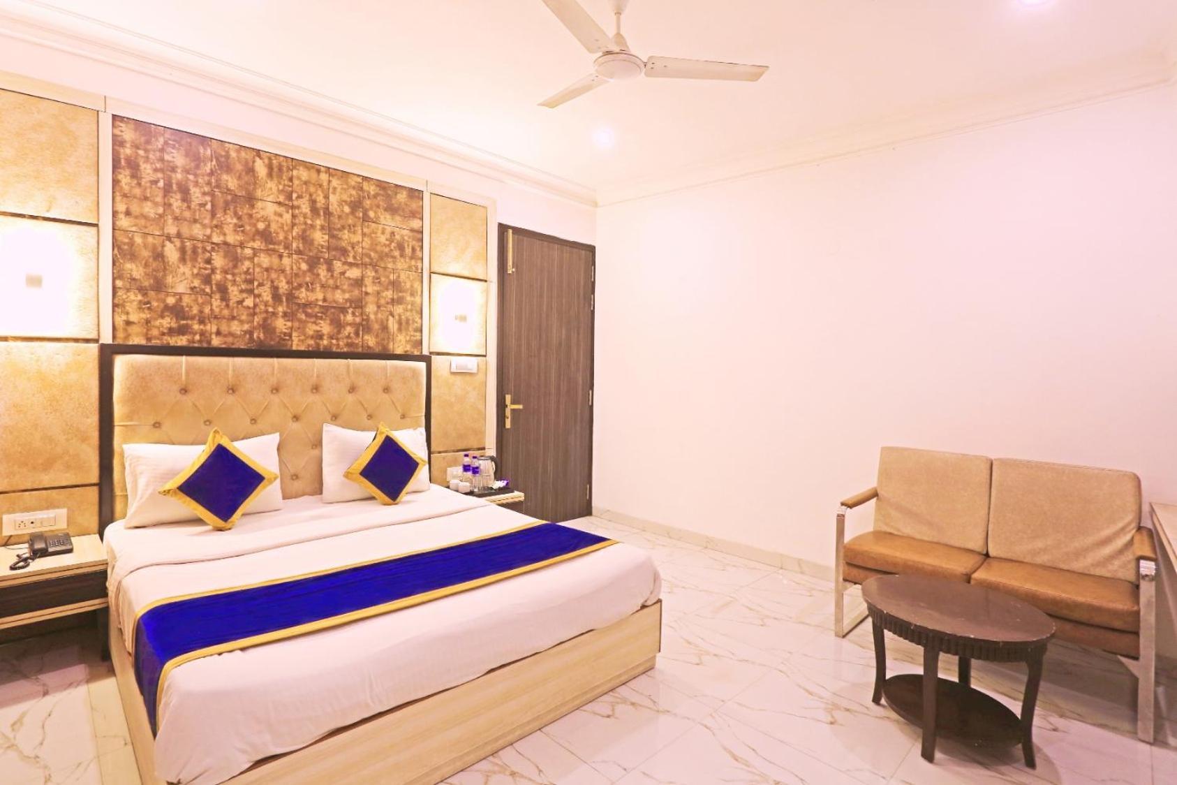 Hotel Almora Inn - Near By Delhi International Airport - With Free Airport Pickup And Drop New Delhi Bagian luar foto