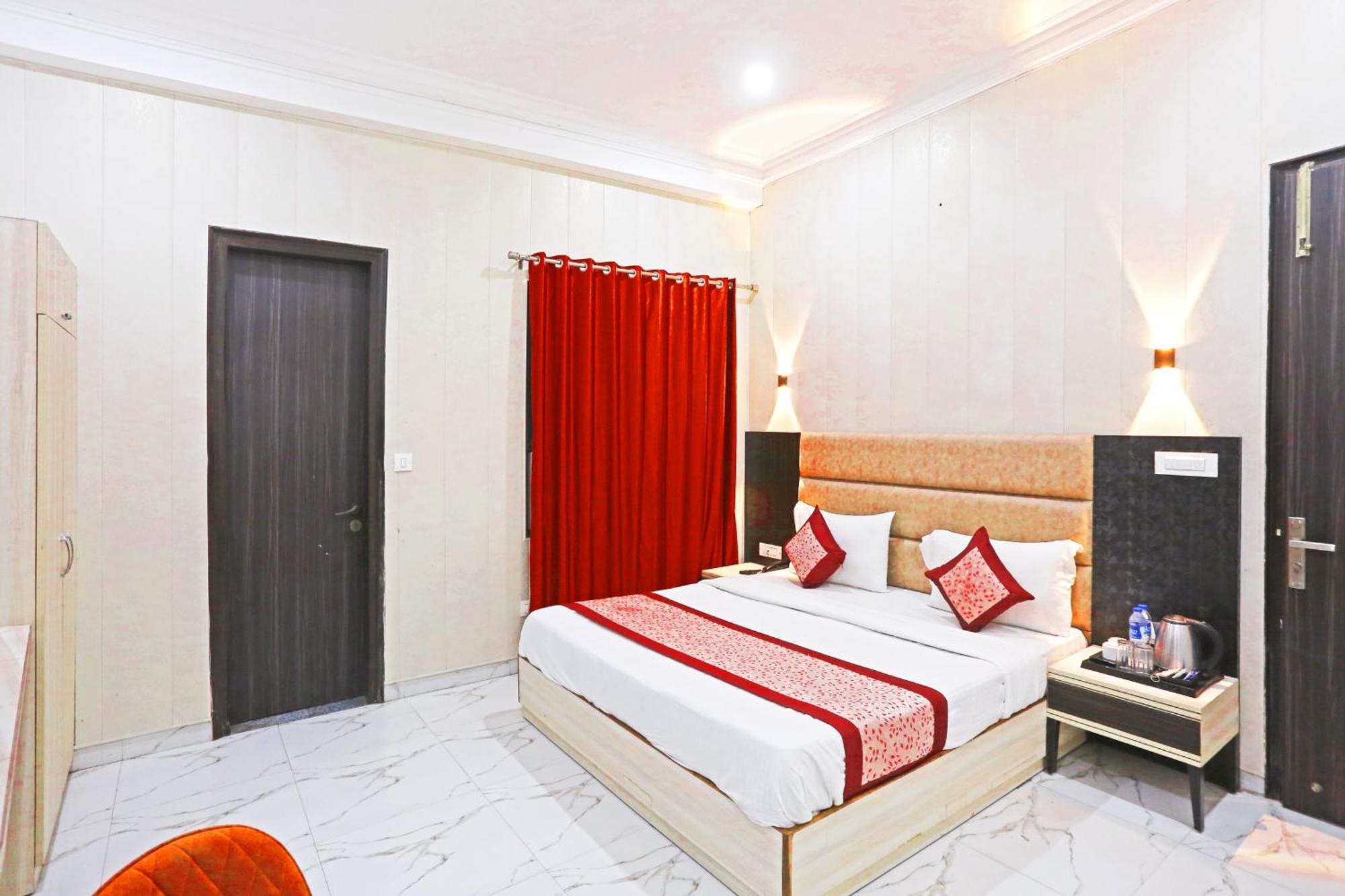 Hotel Almora Inn - Near By Delhi International Airport - With Free Airport Pickup And Drop New Delhi Bagian luar foto