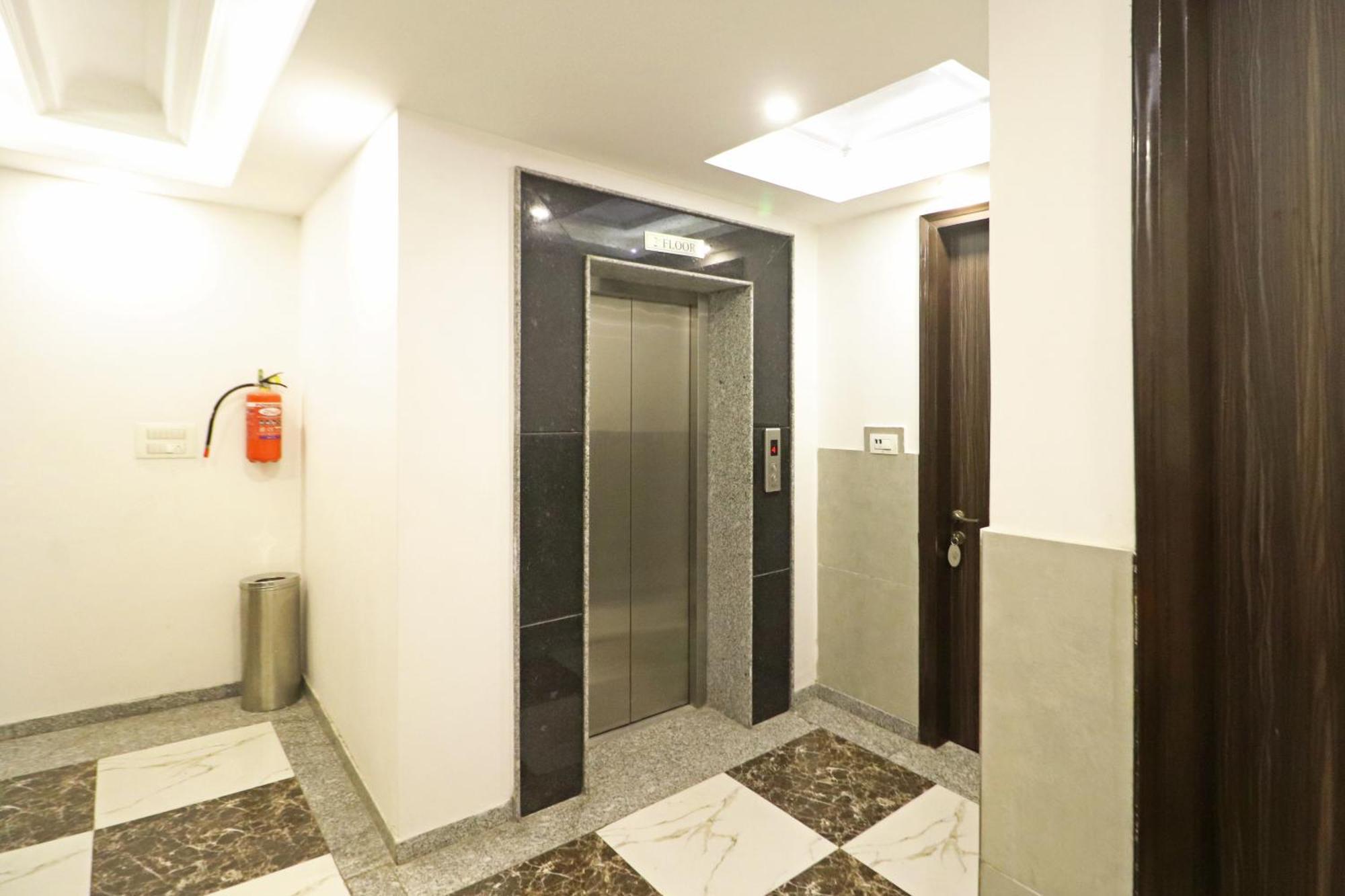Hotel Almora Inn - Near By Delhi International Airport - With Free Airport Pickup And Drop New Delhi Bagian luar foto